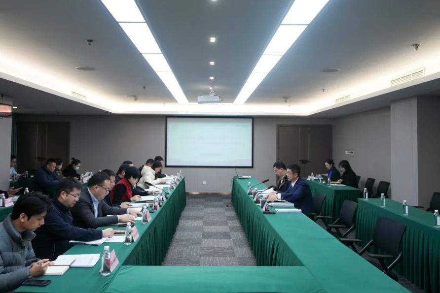 省yl6809永利集团党校（教育培训中心）年度工作会议暨校务委员会第三次会议召开