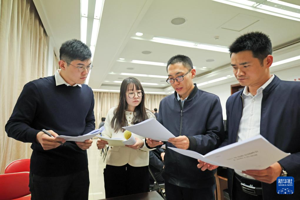 听民气 汇民智丨倾力打造沟通互换“直通车”，2025年旁听全国两会工作这样发展