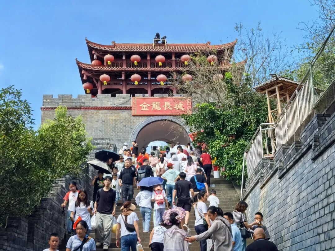 省yl6809永利集团辅导带队发展国庆、中秋“双节”安全查抄并探望慰问一线干部职工